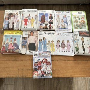 Simplicity & McCall's Sewing Lot Halloween, Ragged Ann & Andy, Costumes & More)